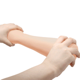 big-fist-pretty-love-mano-14long-bw-007037r
