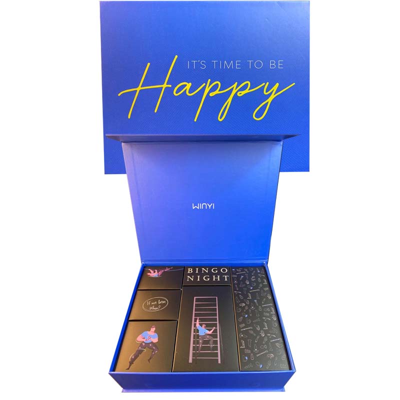 kit-winyi-happy